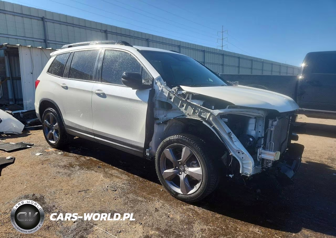 2019 Honda Passport Touring VIN:5FNYF8H98KB001274 - 4