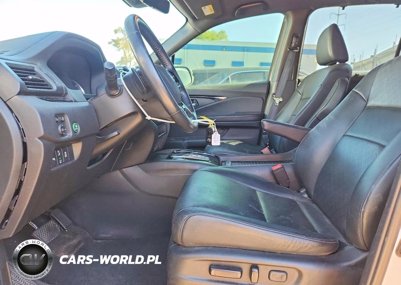 2019 Honda Passport Touring VIN:5FNYF8H98KB001274 - 7