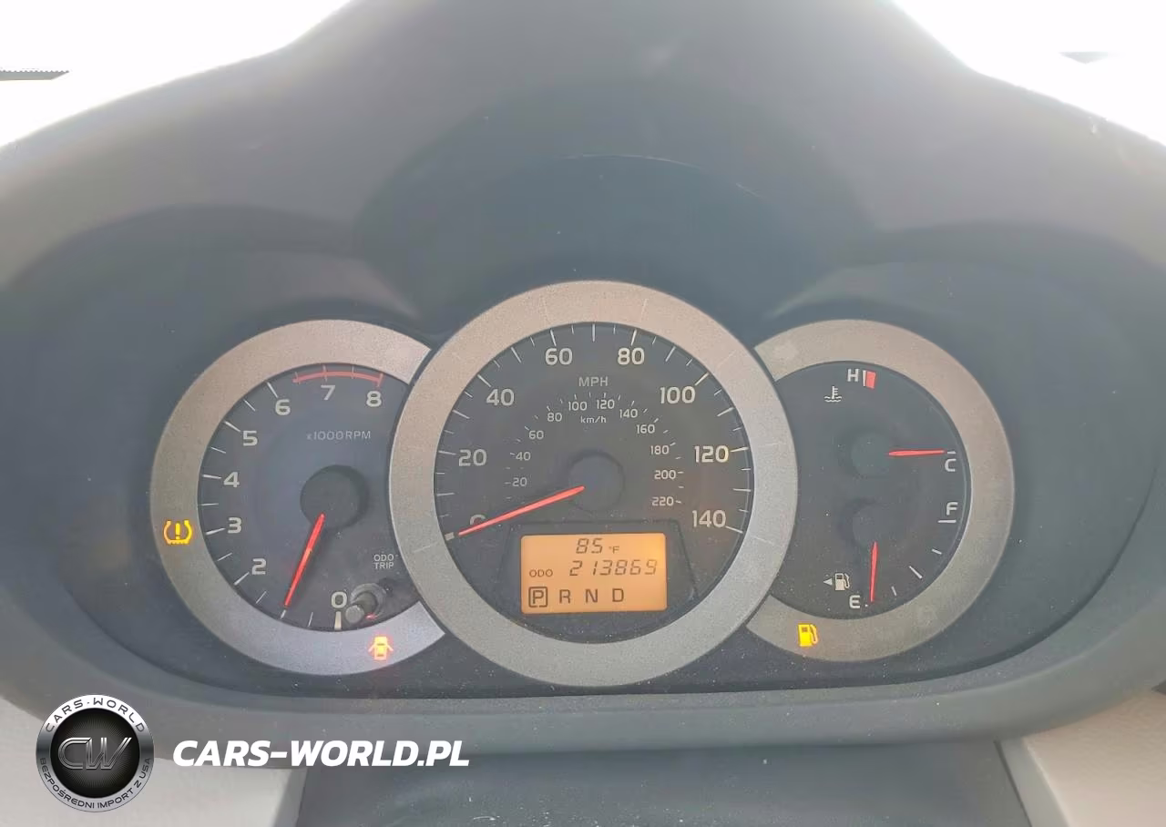 2010 Toyota Rav4 Base VIN:JTMBF4DV5AD028391 - 9