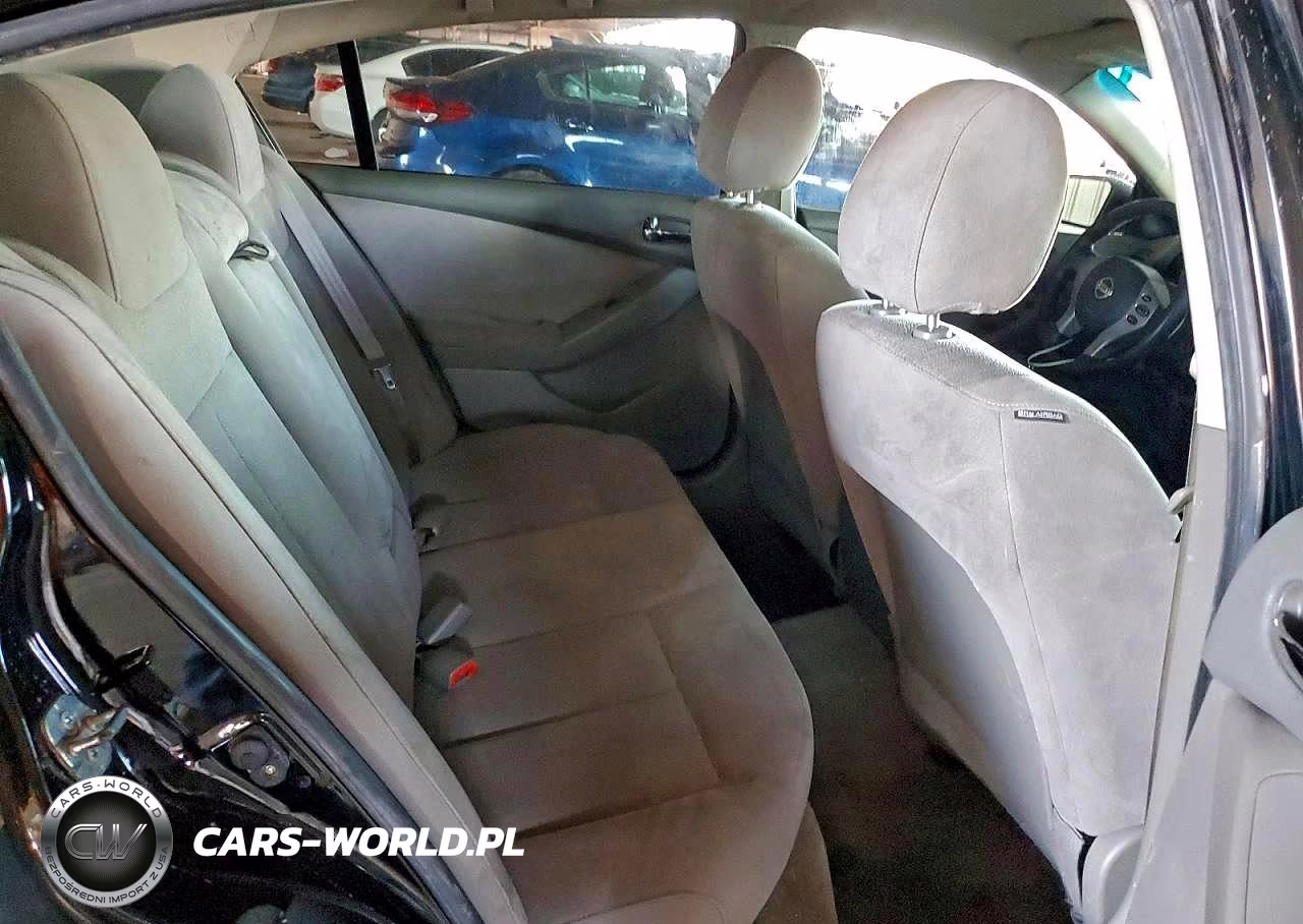 2011 Nissan Altima Base VIN:1N4AL2AP0BN503008 - 10