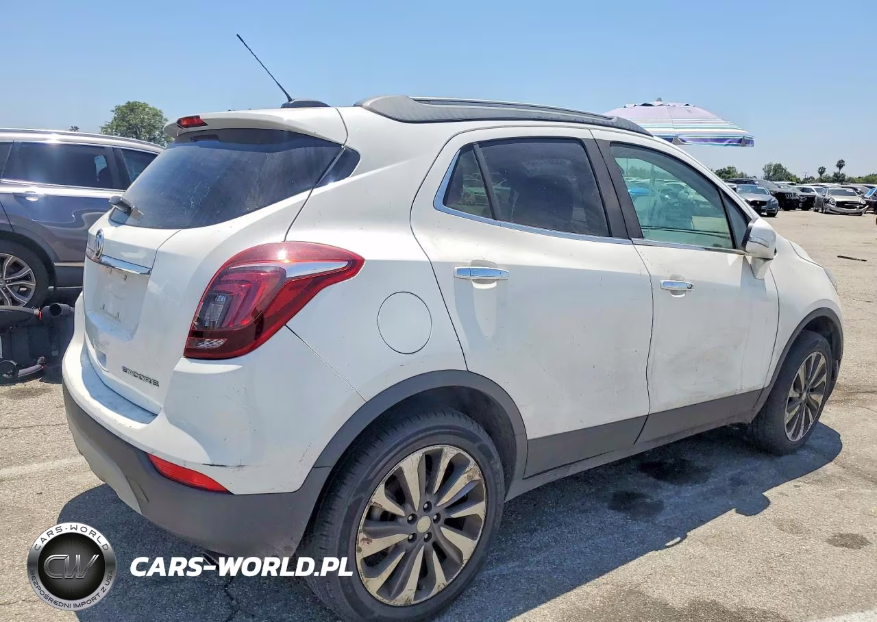 2020 Buick Encore Essence VIN:KL4CJCSB3LB056706 - 3