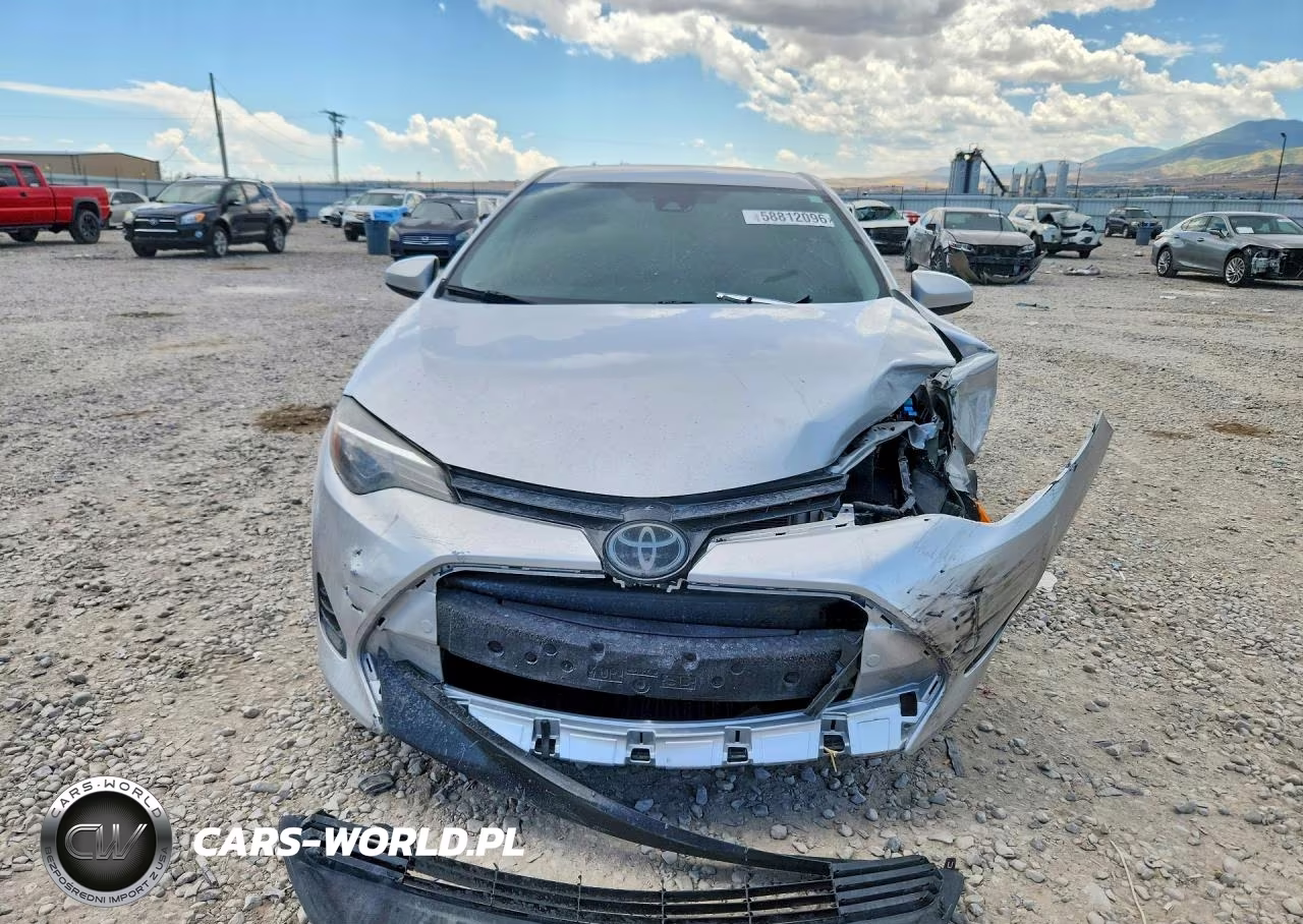 2017 Toyota Corolla Le VIN:2T1BURHE5HC760525 - 5