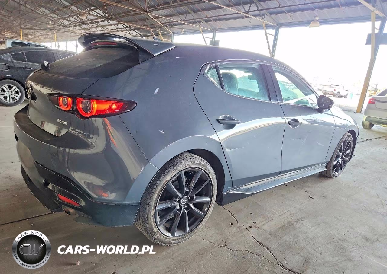 2020 Mazda 3 Premium VIN:JM1BPBNM0L1166433 - 3
