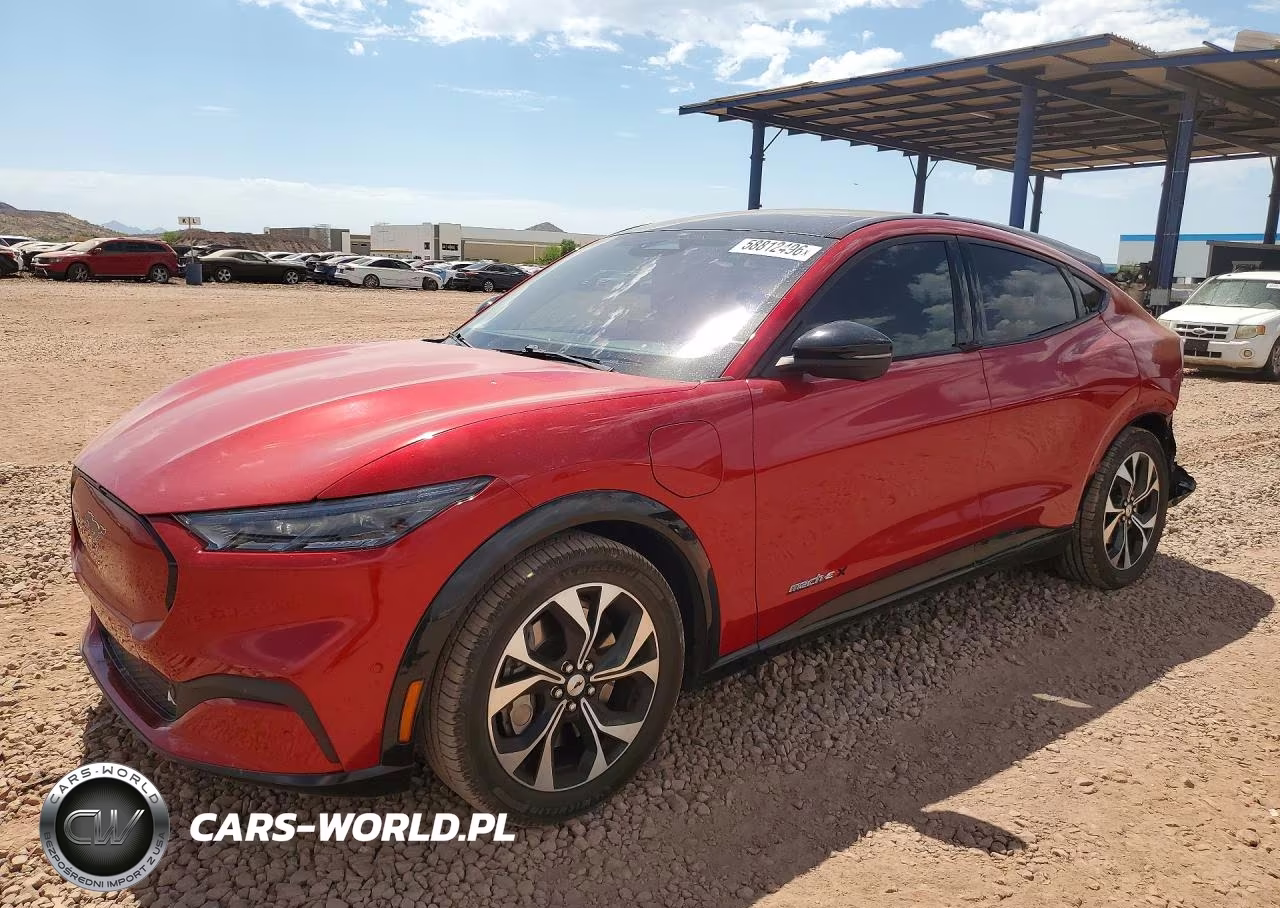 2022 Ford Mustang Mach-E Premium – zdjęcie 1 z 12