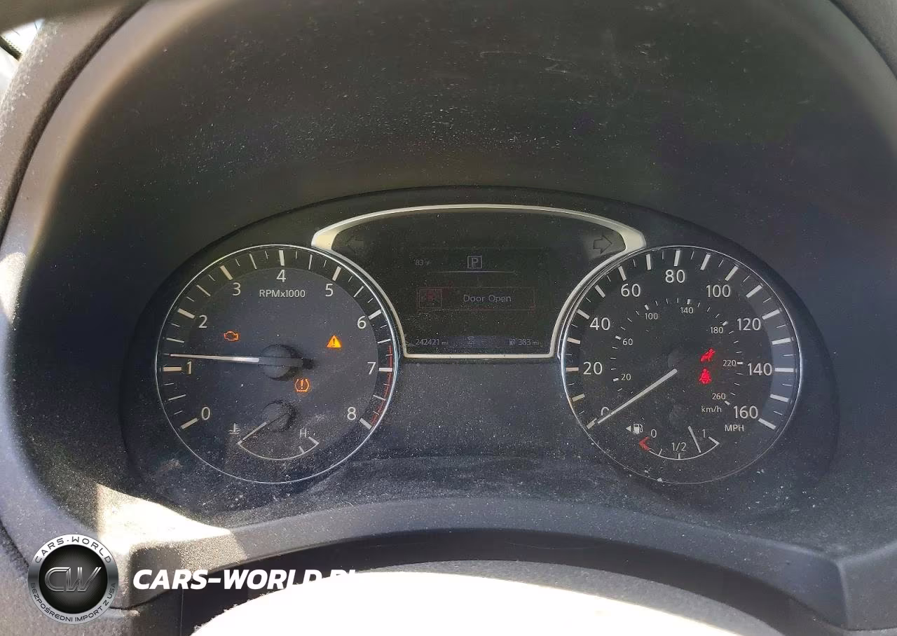 2018 Nissan Altima 2.5 S VIN:1N4AL3AP0JC117804 - 9
