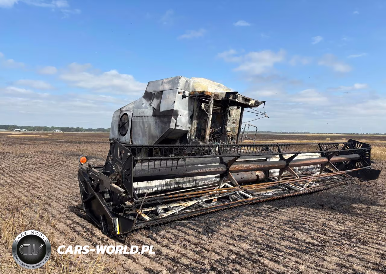 1999 Agco R62 - Combine VIN:R6269047 - 4