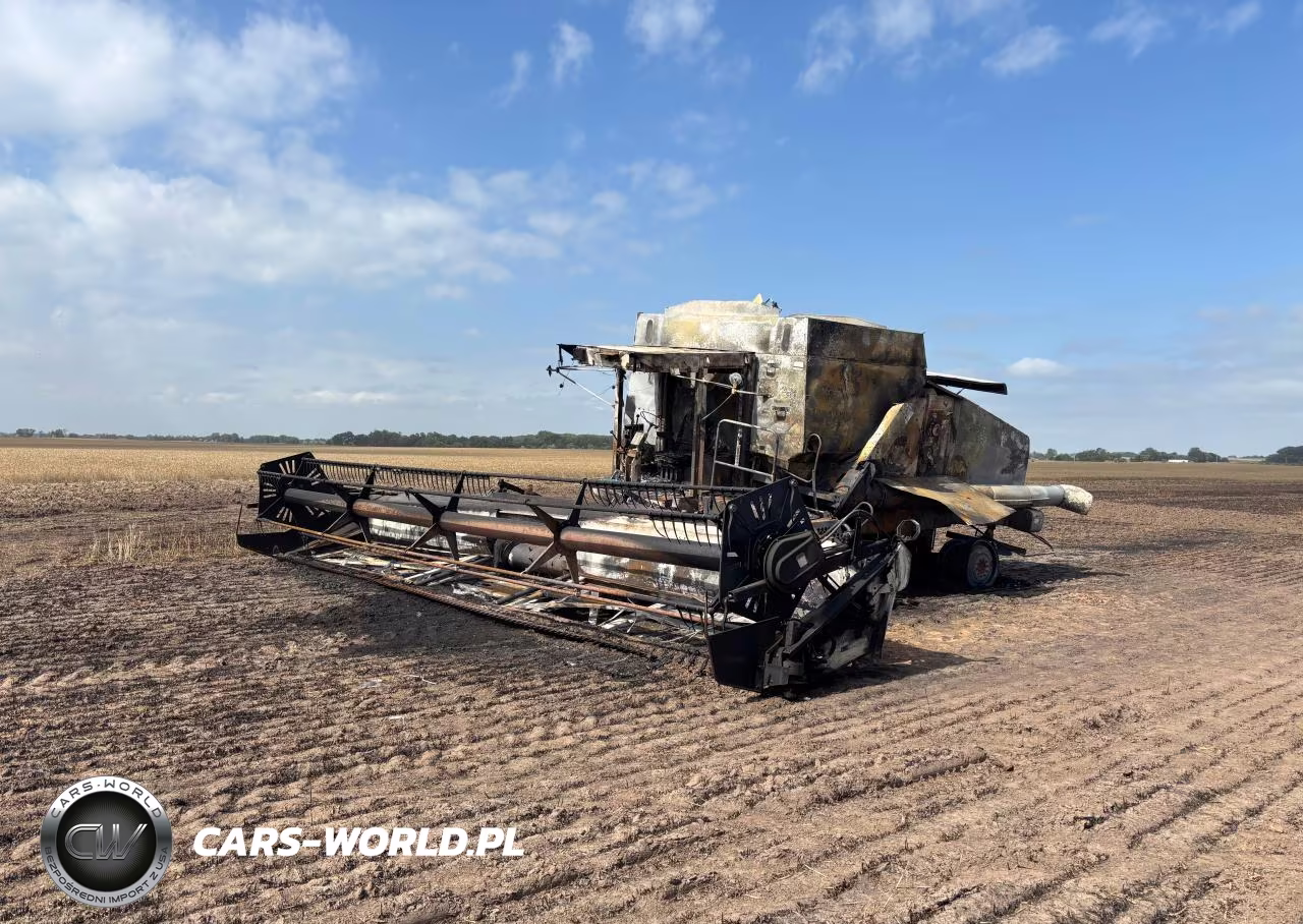 1999 Agco R62 - Combine VIN:R6269047 - 5