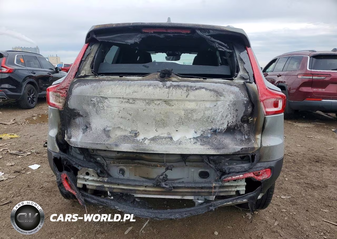 2025 Volvo Xc40 Core VIN:YV4L12UJ0S2477704 - 6