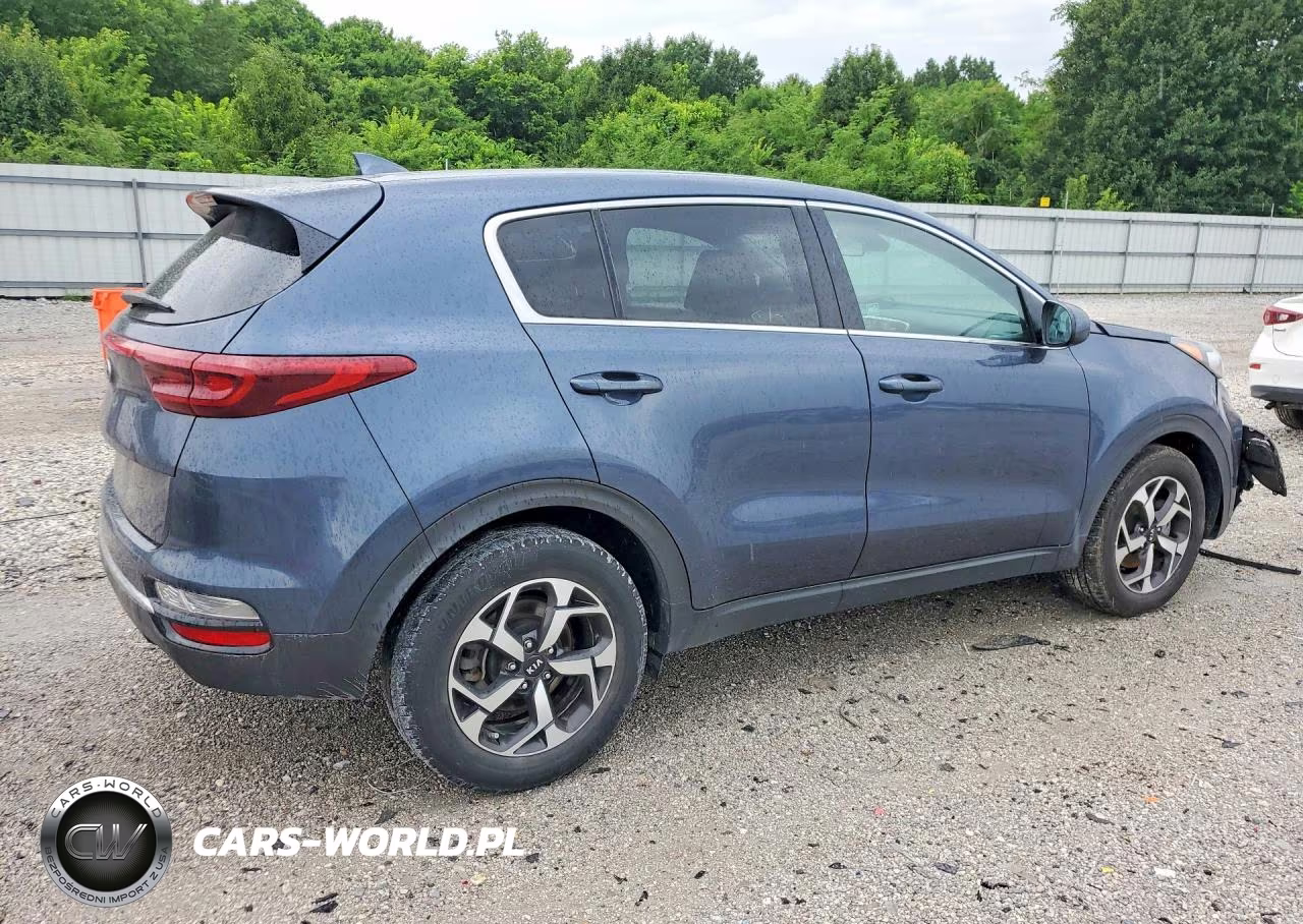 2021 Kia Sportage Lx VIN:KNDPM3AC5M7865525 - 3