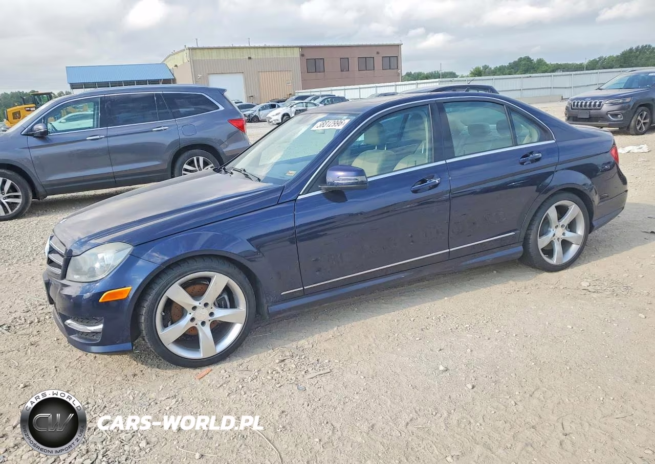 2014 Mercedes-Benz C 250 – zdjęcie 1 z 12