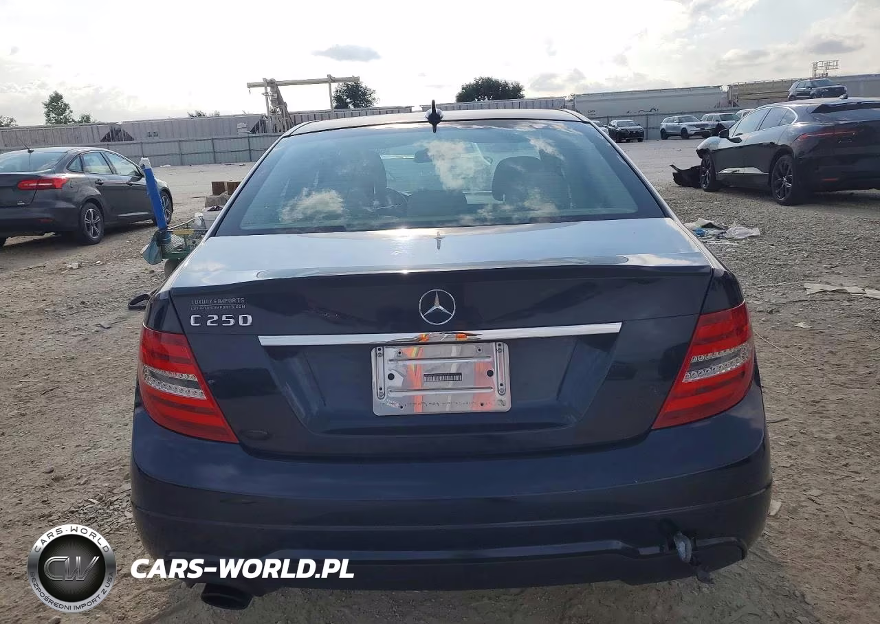 2014 Mercedes-Benz C 250 VIN:WDDGF4HB2EA967517 - 6