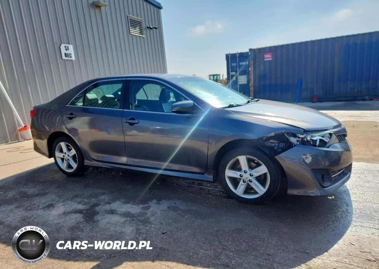 2013 Toyota Camry Se VIN:4T1BF1FK5DU269630 - 4