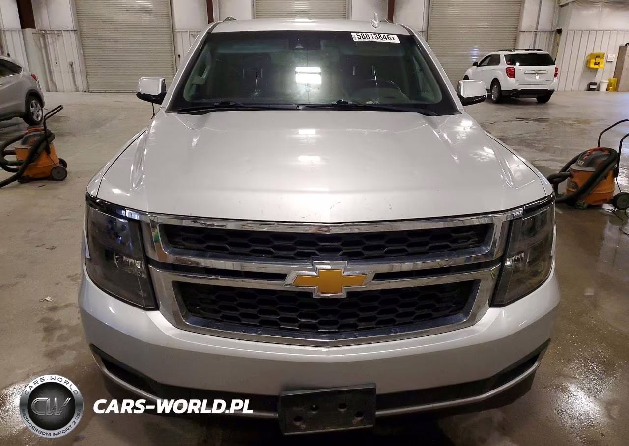 2019 Chevrolet Suburban K1500 Lt VIN:1GNSKHKC4KR387702 - 5