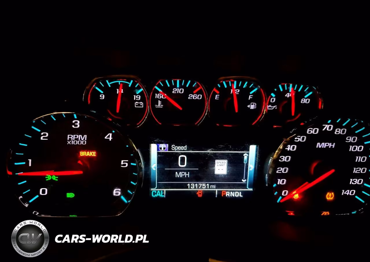 2019 Chevrolet Suburban K1500 Lt VIN:1GNSKHKC4KR387702 - 9