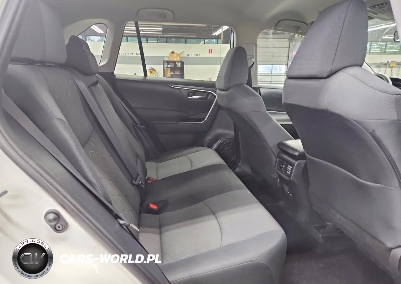 2024 Toyota Rav4 Xle VIN:2T3P1RFV5RC426912 - 11