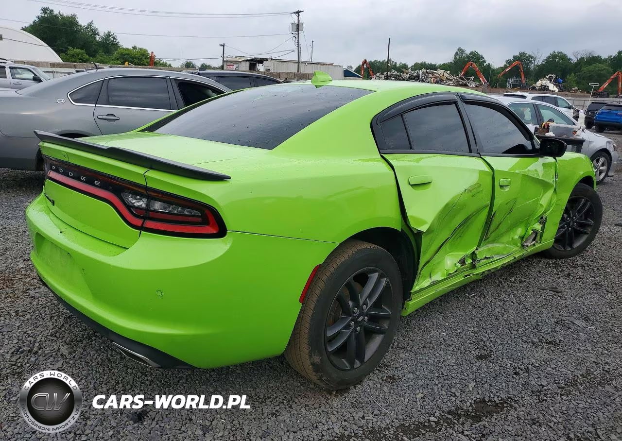 2019 Dodge Charger Sxt VIN:2C3CDXJG5KH653996 - 3