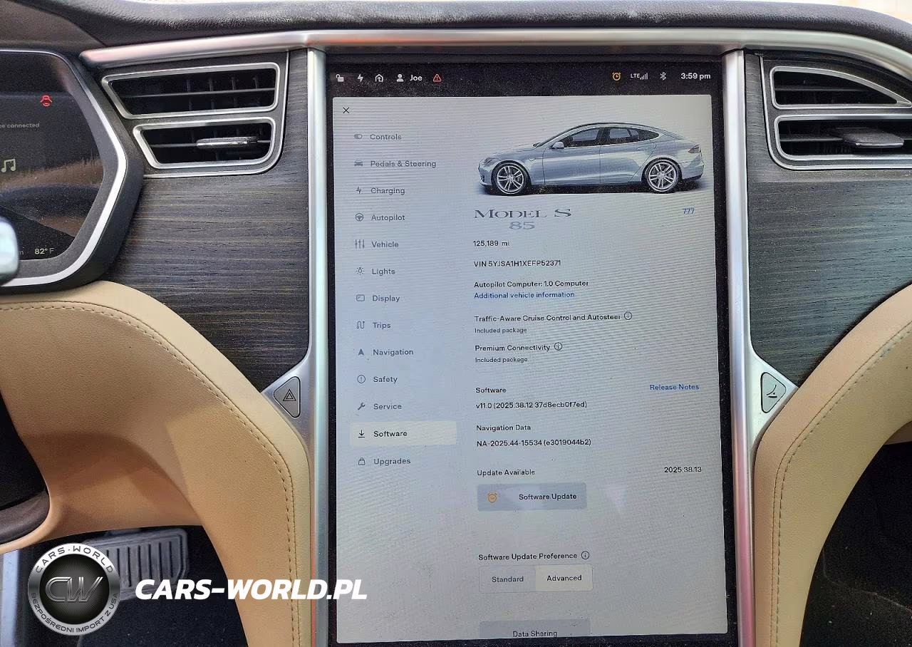 2014 Tesla Model S VIN:5YJSA1H1XEFP52371 - 9
