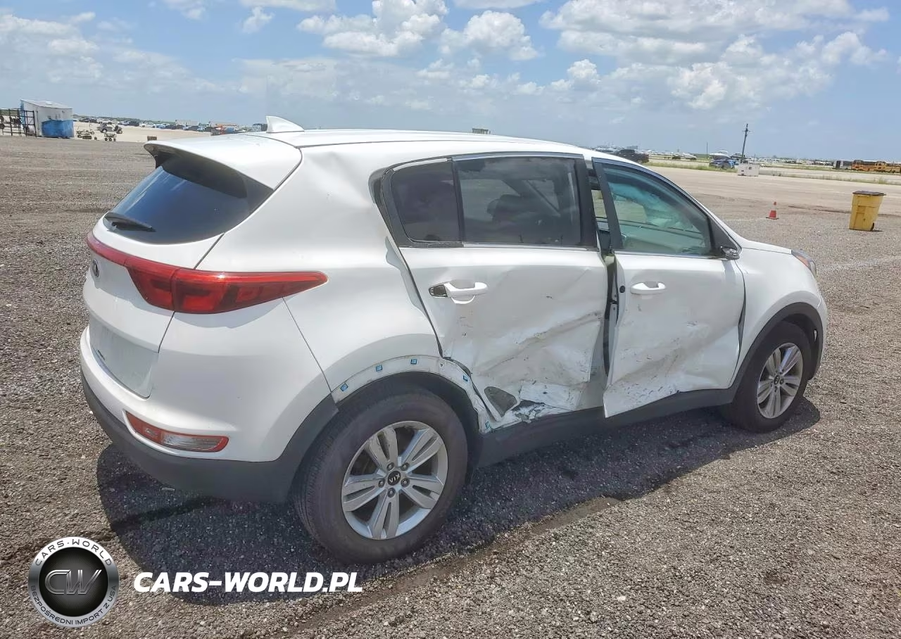 2017 Kia Sportage Lx VIN:KNDPM3AC4H7184679 - 3