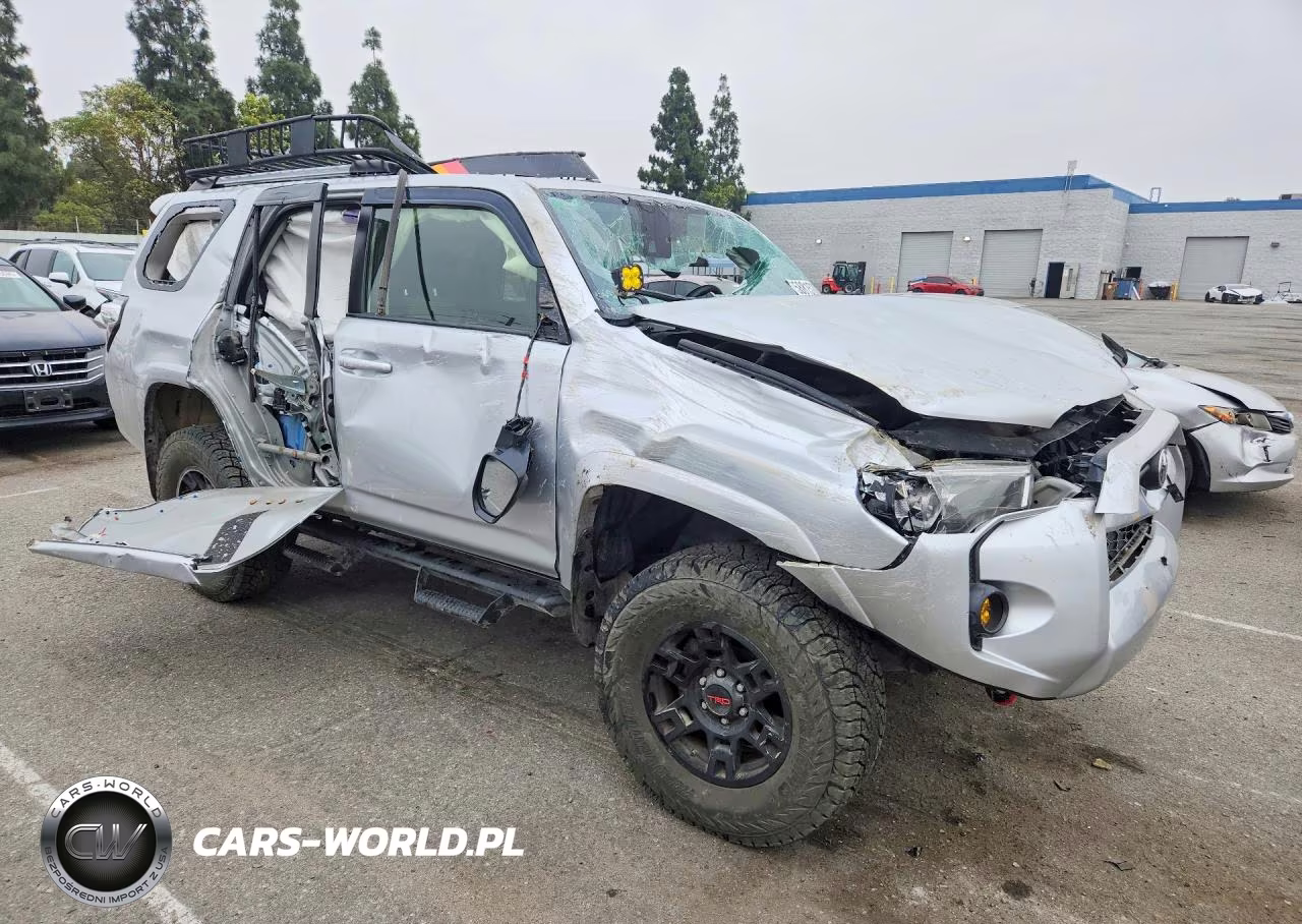 2020 Toyota 4Runner Sr5 VIN:JTEZU5JR2L5217204 - 4