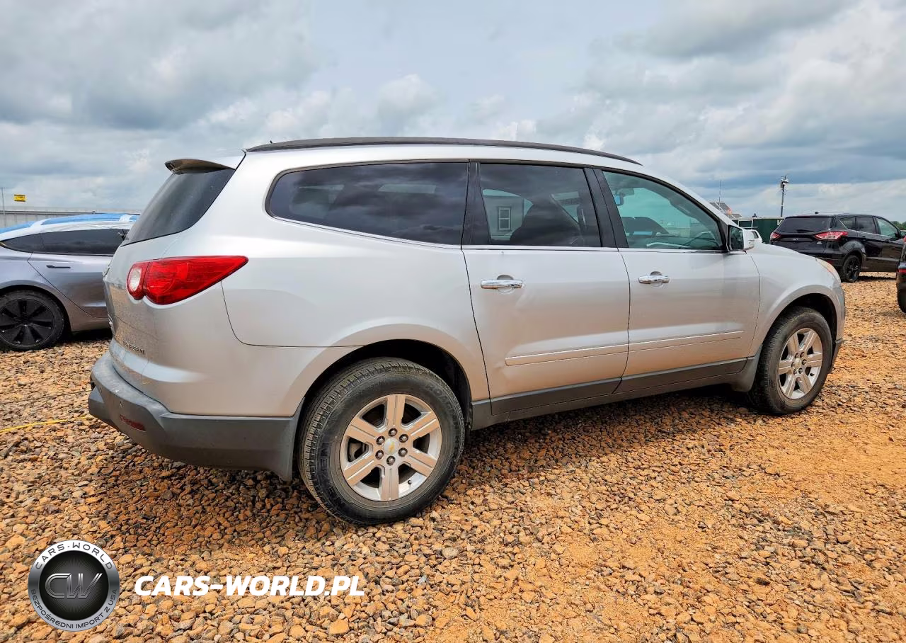 2012 Chevrolet Traverse Lt VIN:1GNKRGED0CJ140350 - 3