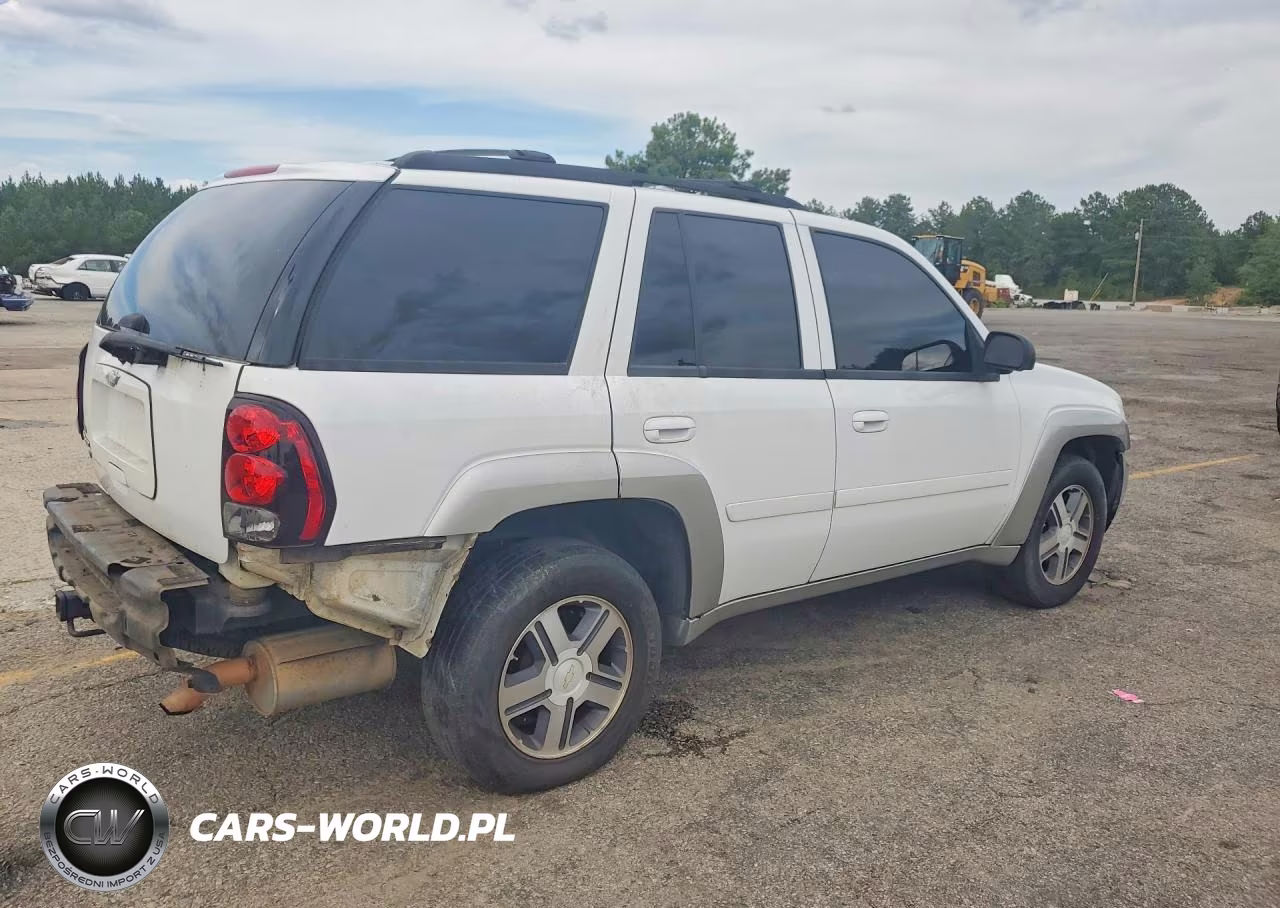 2007 Chevrolet Trailblazer Ls VIN:1GNDT13S372239849 - 3