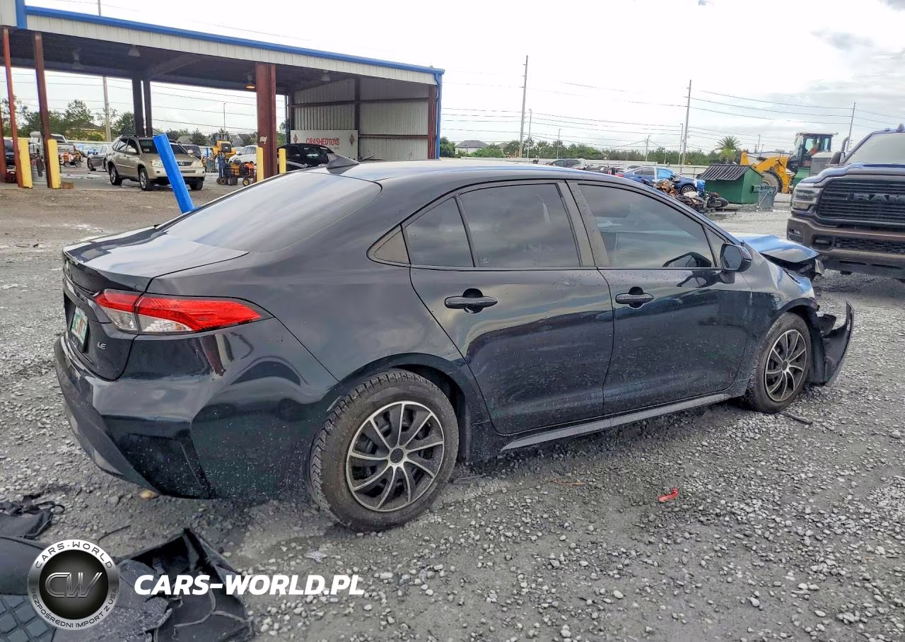 2020 Toyota Corolla Le VIN:5YFEPRAE5LP032954 - 3