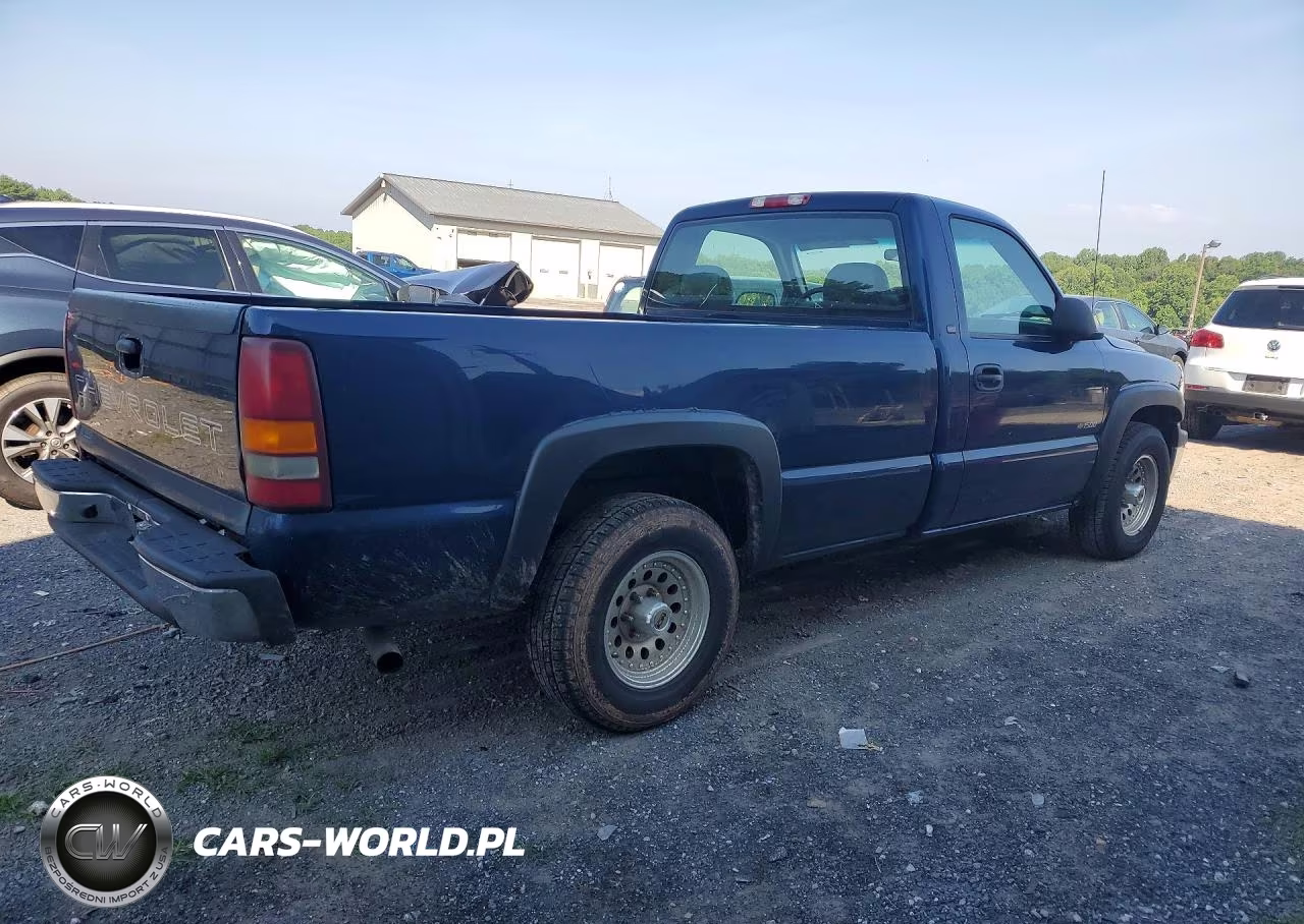 2000 Chevrolet Silverado VIN:1GCEC14W1YE282150 - 3
