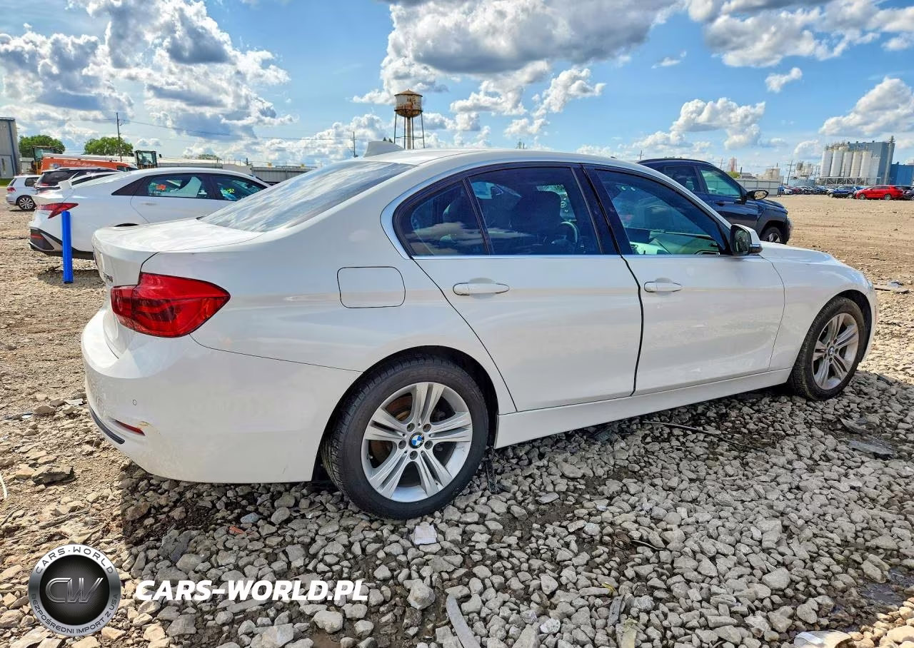 2017 BMW 330 Xi VIN:WBA8D9C39HA012149 - 3