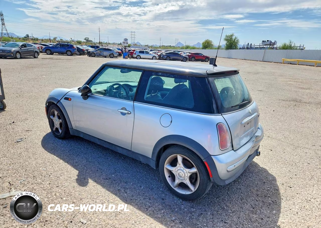 2003 Mini Cooper VIN:WMWRC33423TE19873 - 2