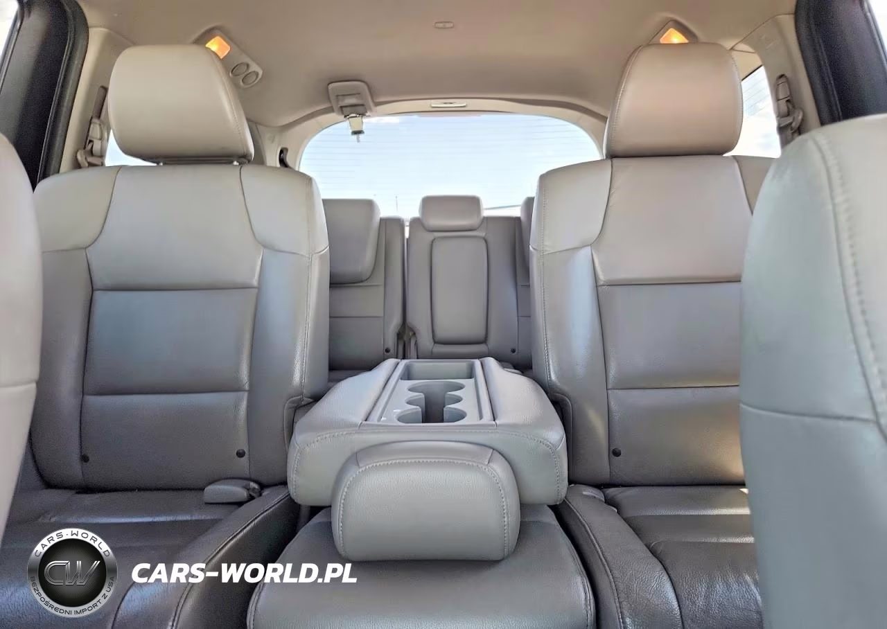 2011 Honda Odyssey Touring VIN:5FNRL5H91BB002293 - 10