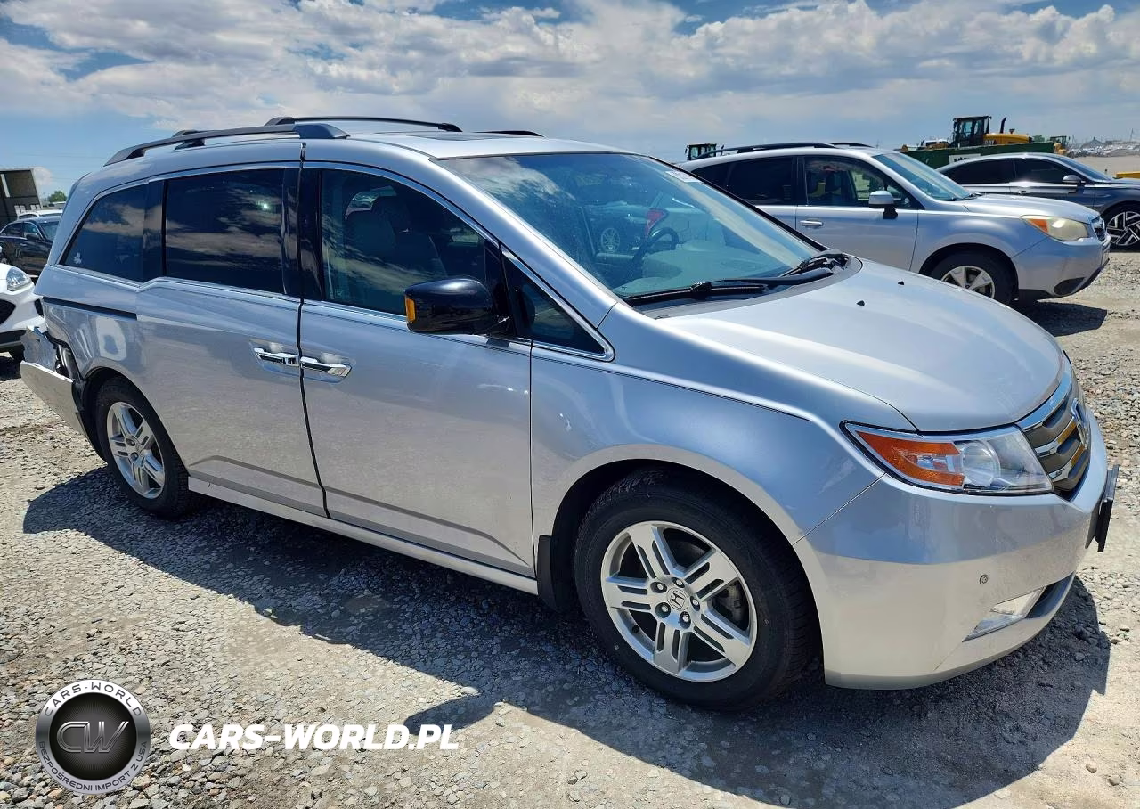 2011 Honda Odyssey Touring VIN:5FNRL5H91BB002293 - 4