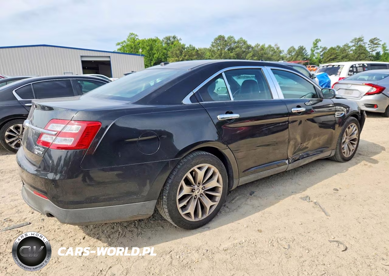 FORD TAURUS VIN:1FAHP2F89DG204144 - 3