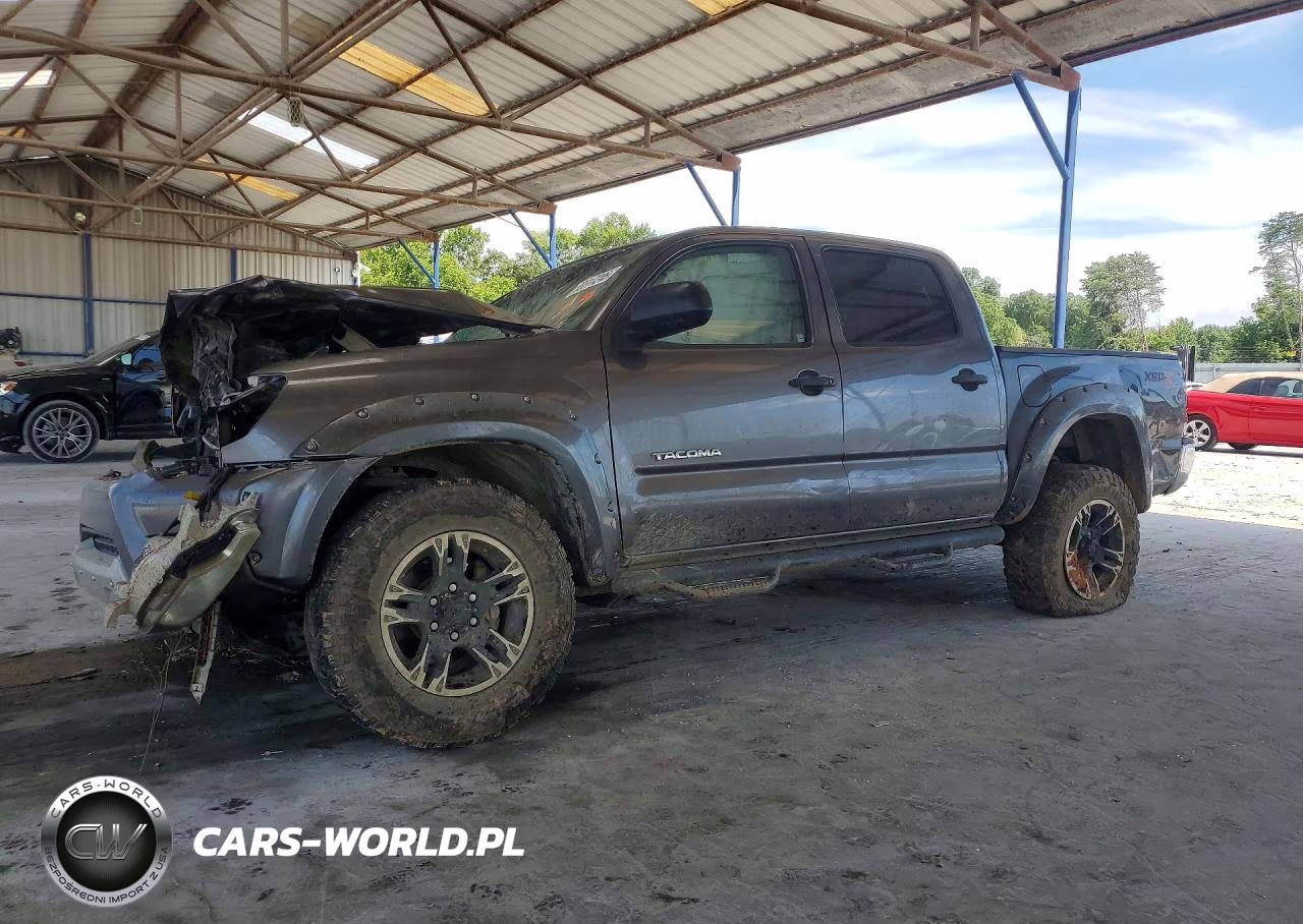 2015 Toyota Tacoma V6 – zdjęcie 1 z 12