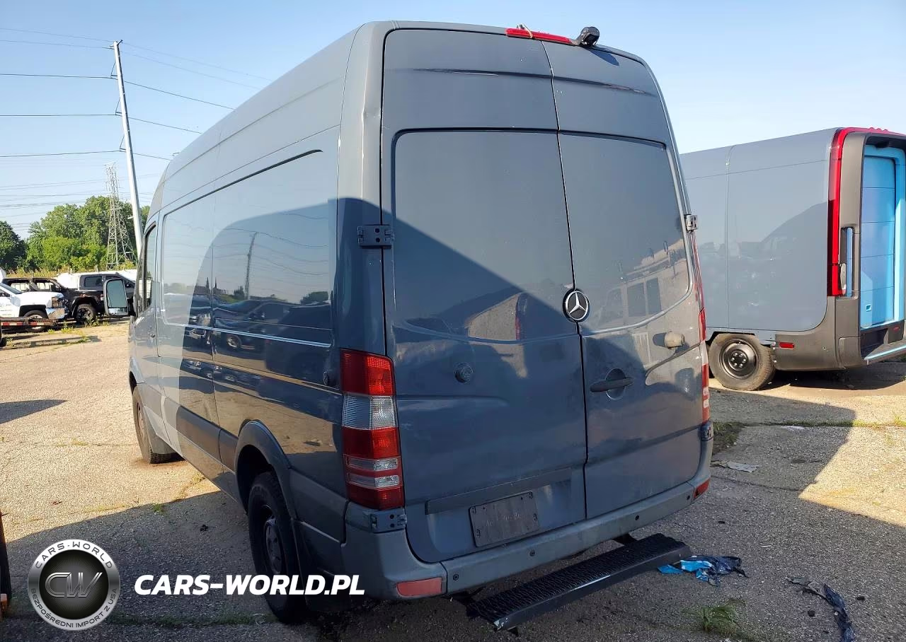 2018 Mercedes-Benz Sprinter 2500 Delivery Van VIN:WD3PE7CD6JP645410 - 2