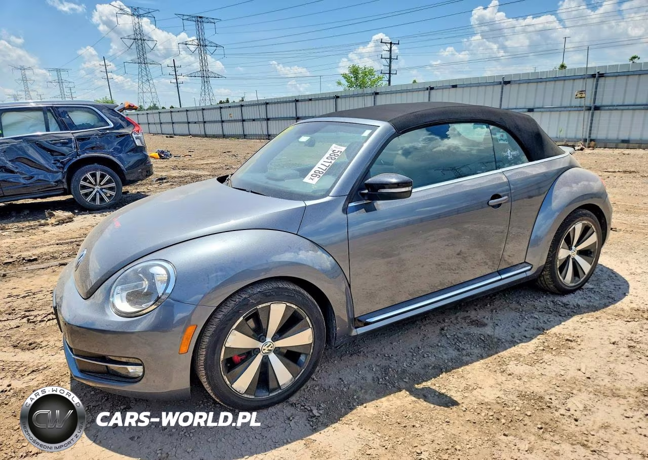 2013 Volkswagen Beetle Turbo – zdjęcie 1 z 12