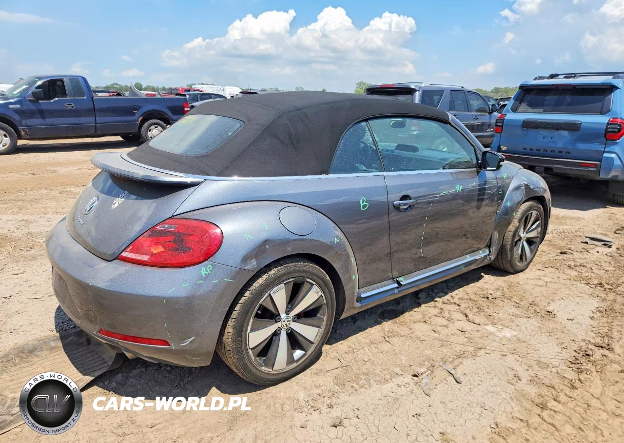 2013 Volkswagen Beetle Turbo VIN:3VW7A7AT1DM803588 - 3