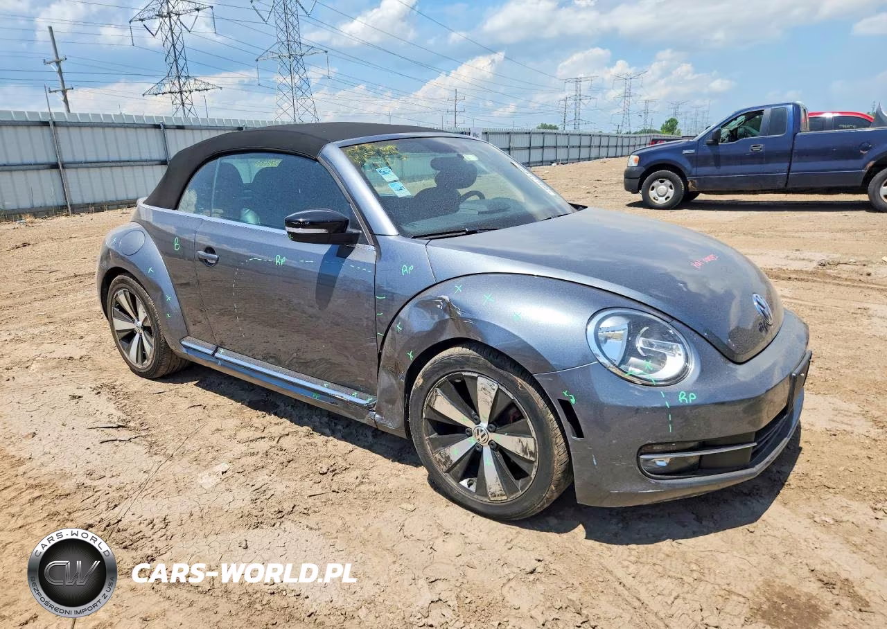2013 Volkswagen Beetle Turbo VIN:3VW7A7AT1DM803588 - 4