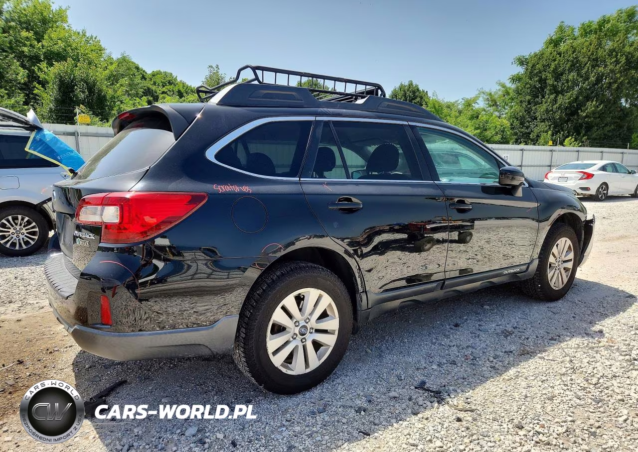 2015 Subaru Outback 2.5I Premium VIN:4S4BSBCC2F3211028 - 3