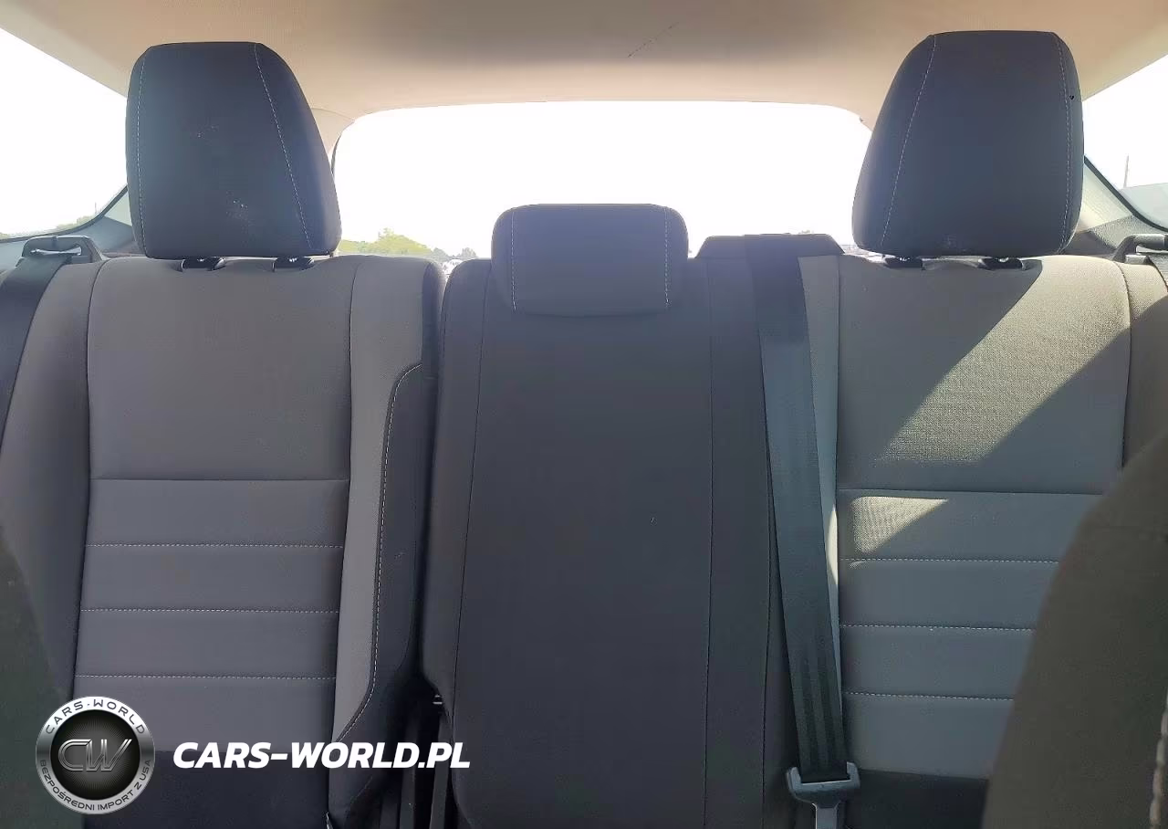 2019 Ford Escape S VIN:1FMCU0F71KUC26304 - 10