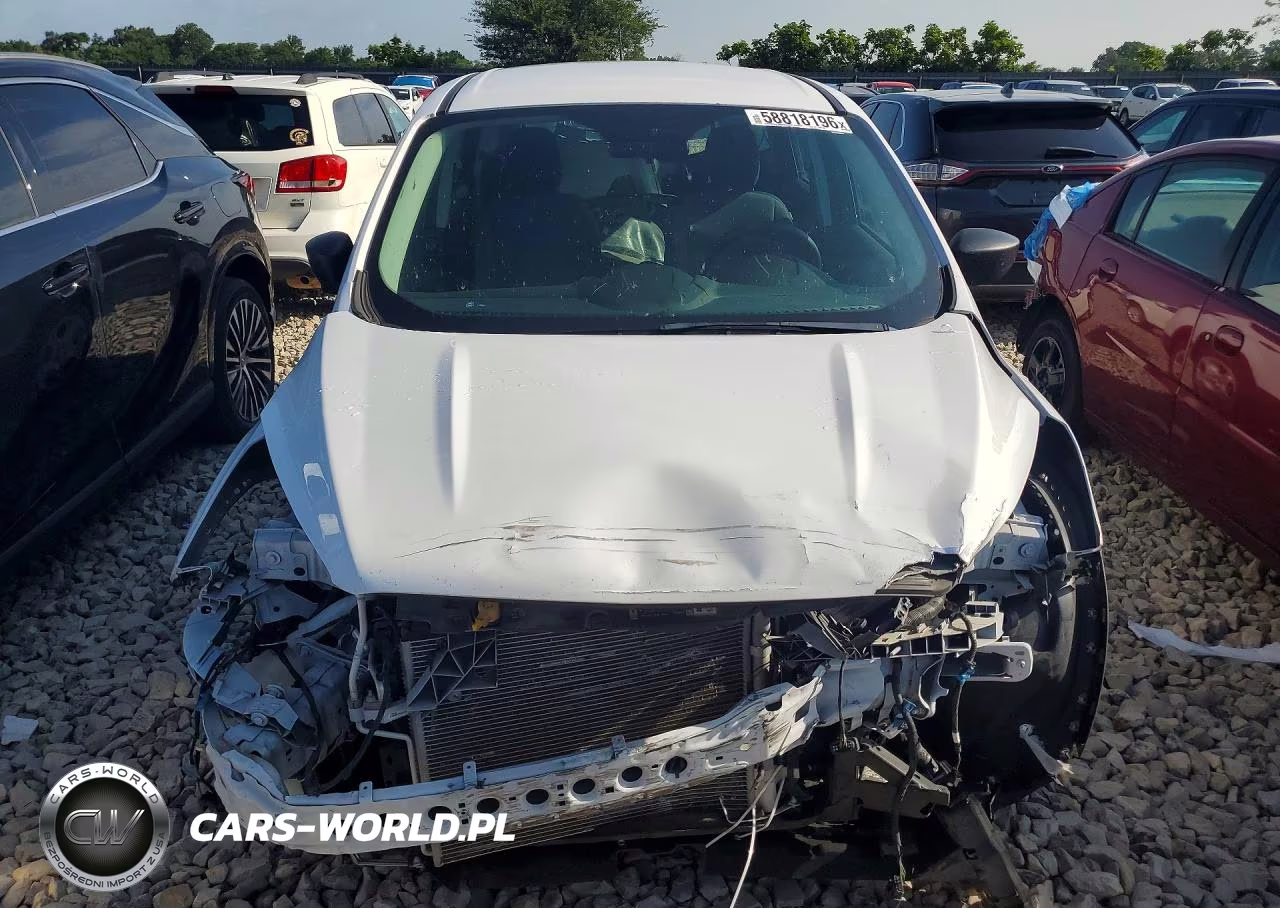 2019 Ford Escape S VIN:1FMCU0F71KUC26304 - 5