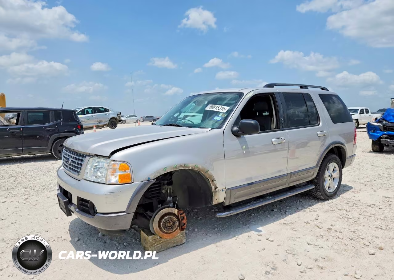 2003 Ford Explorer Xlt