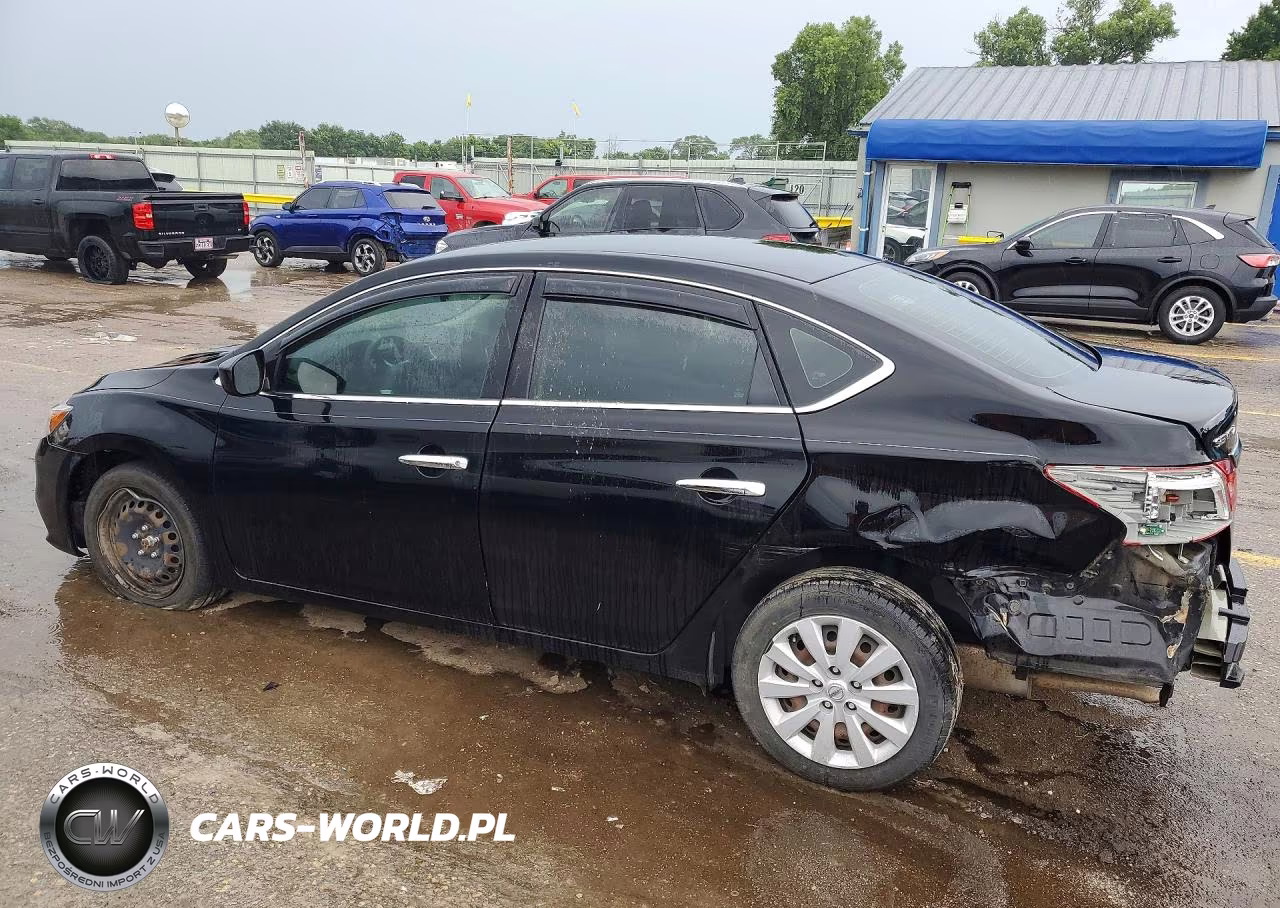 2017 Nissan Sentra S VIN:3N1AB7AP3HY255667 - 2