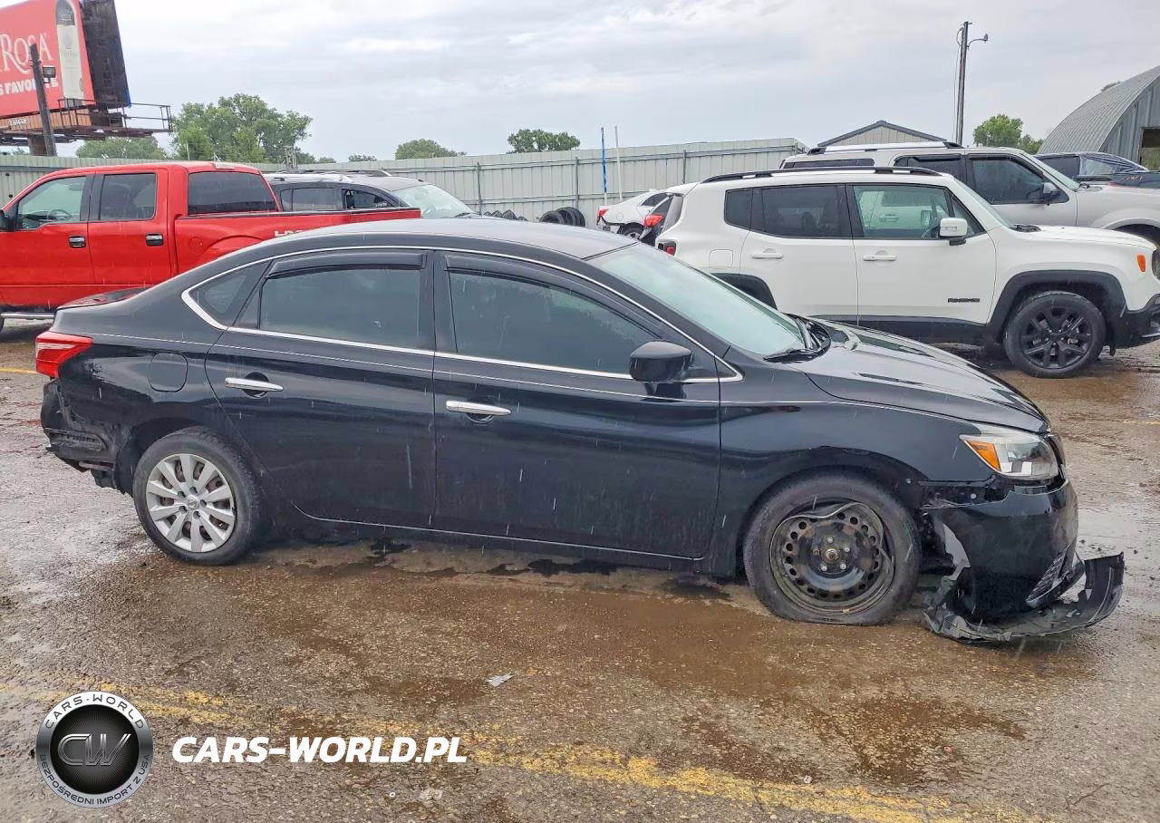 2017 Nissan Sentra S VIN:3N1AB7AP3HY255667 - 4