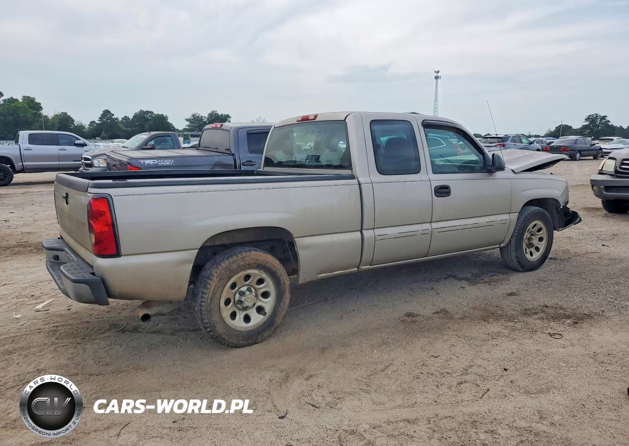 2007 Chevrolet Silverado C1500 Classic VIN:1GCEC19X47Z143123 - 3