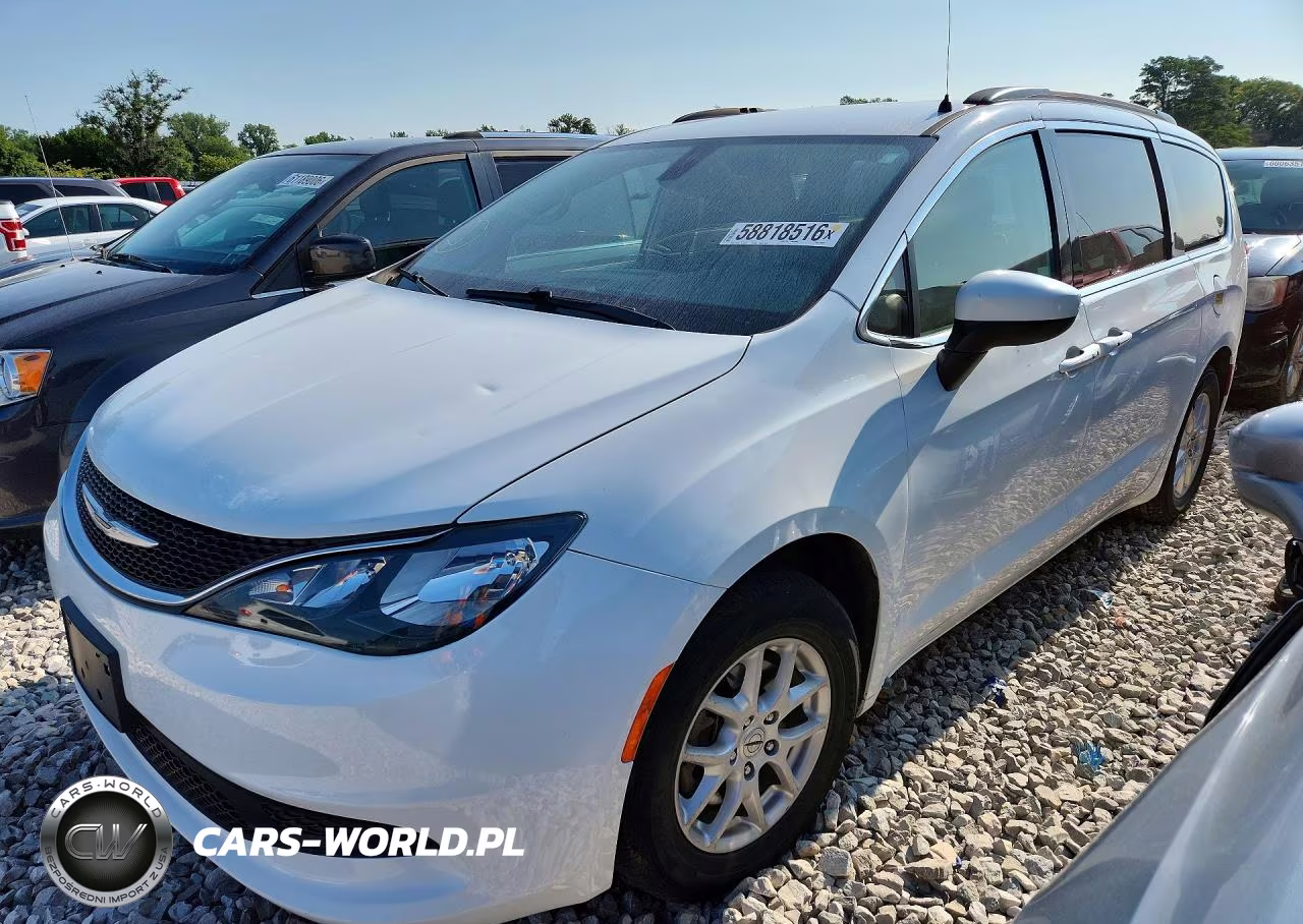 2021 Chrysler Voyager Lxi
