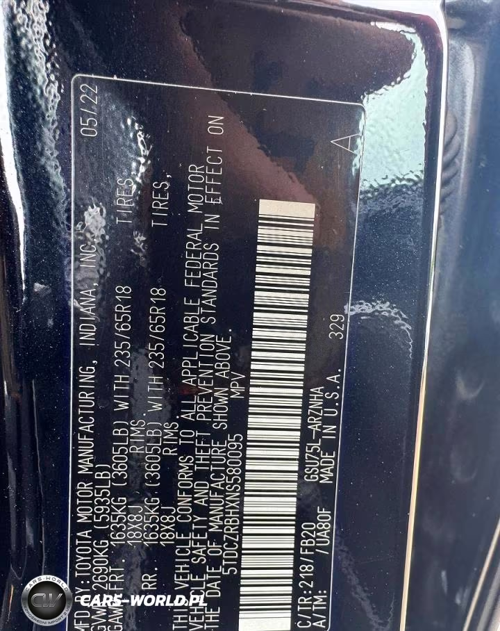 2022 Toyota Highlander L VIN:5TDCZRBHXNS580095 - 10
