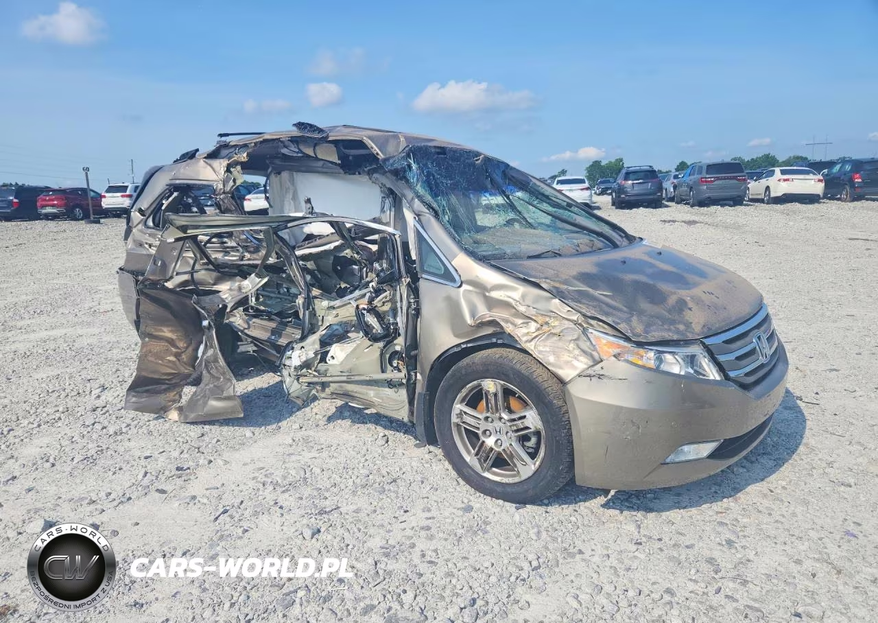 2011 Honda Odyssey Touring VIN:5FNRL5H96BB030011 - 4