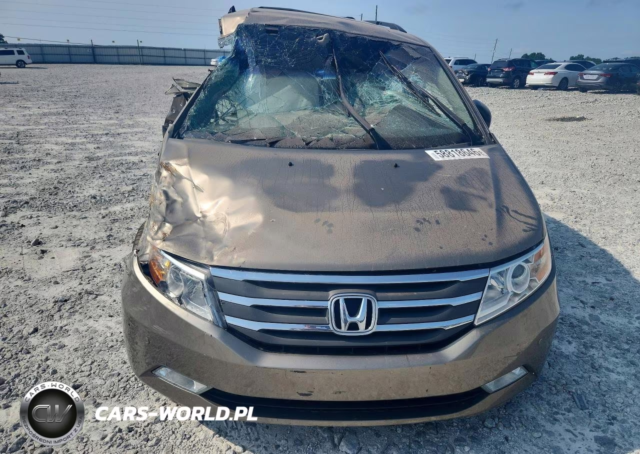 2011 Honda Odyssey Touring VIN:5FNRL5H96BB030011 - 5