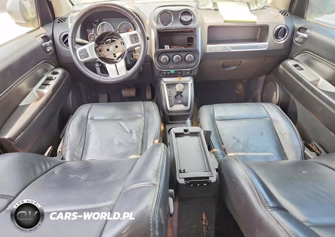2017 Jeep Compass Latitude VIN:1C4NJCEB6HD189613 - 8