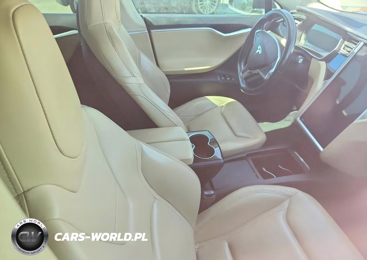 2016 Tesla Model S VIN:5YJSA1E13GF132985 - 8